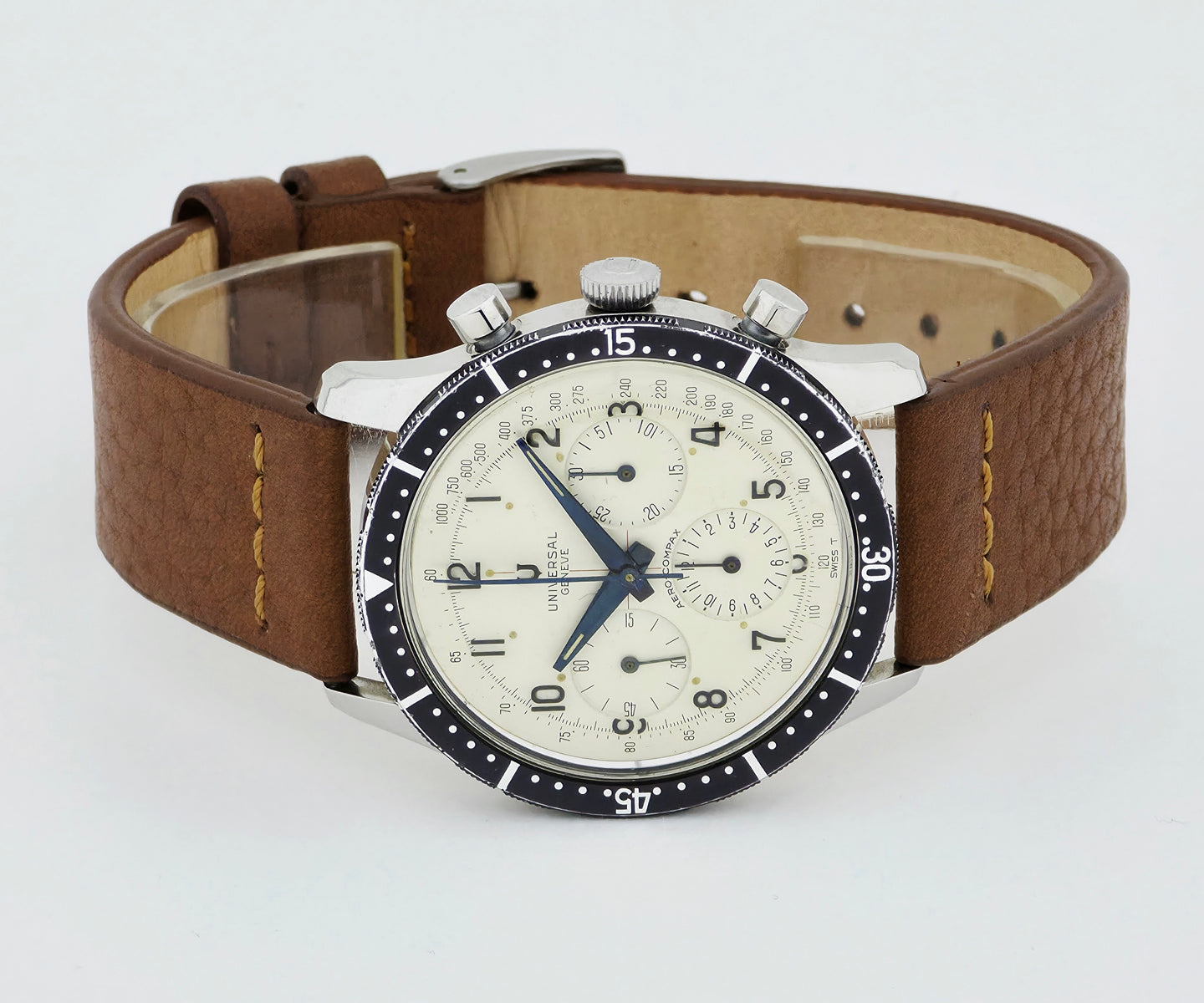 Universal Geneve Aero–Compax Chronograph Mechanical Cal. 130 (72) Steel case 40mm Ref: 22703/3