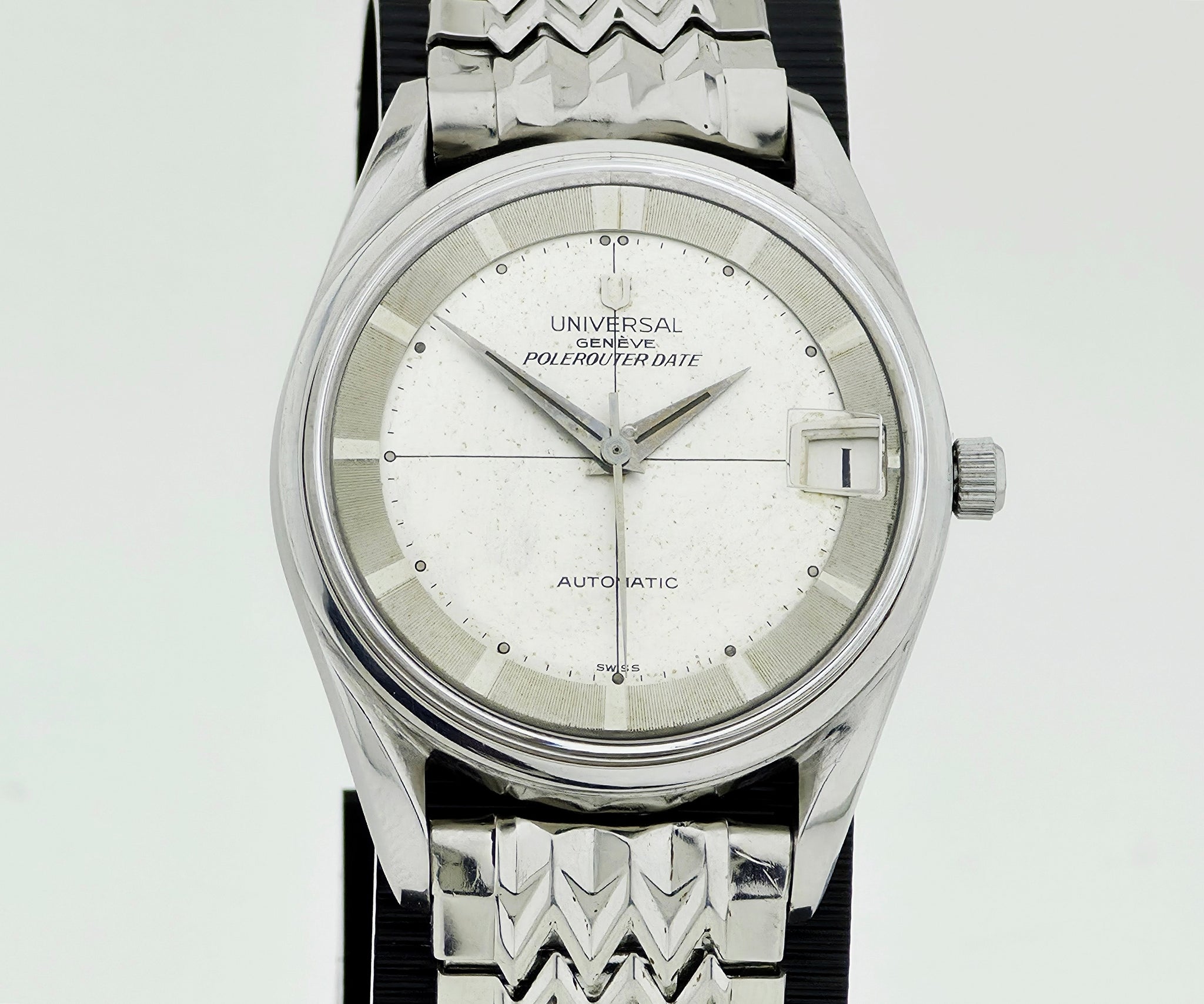Vintage Universal Geneve Polerouter Date Microtor Automatic Cal. 218-2 Ref: 204610-1
