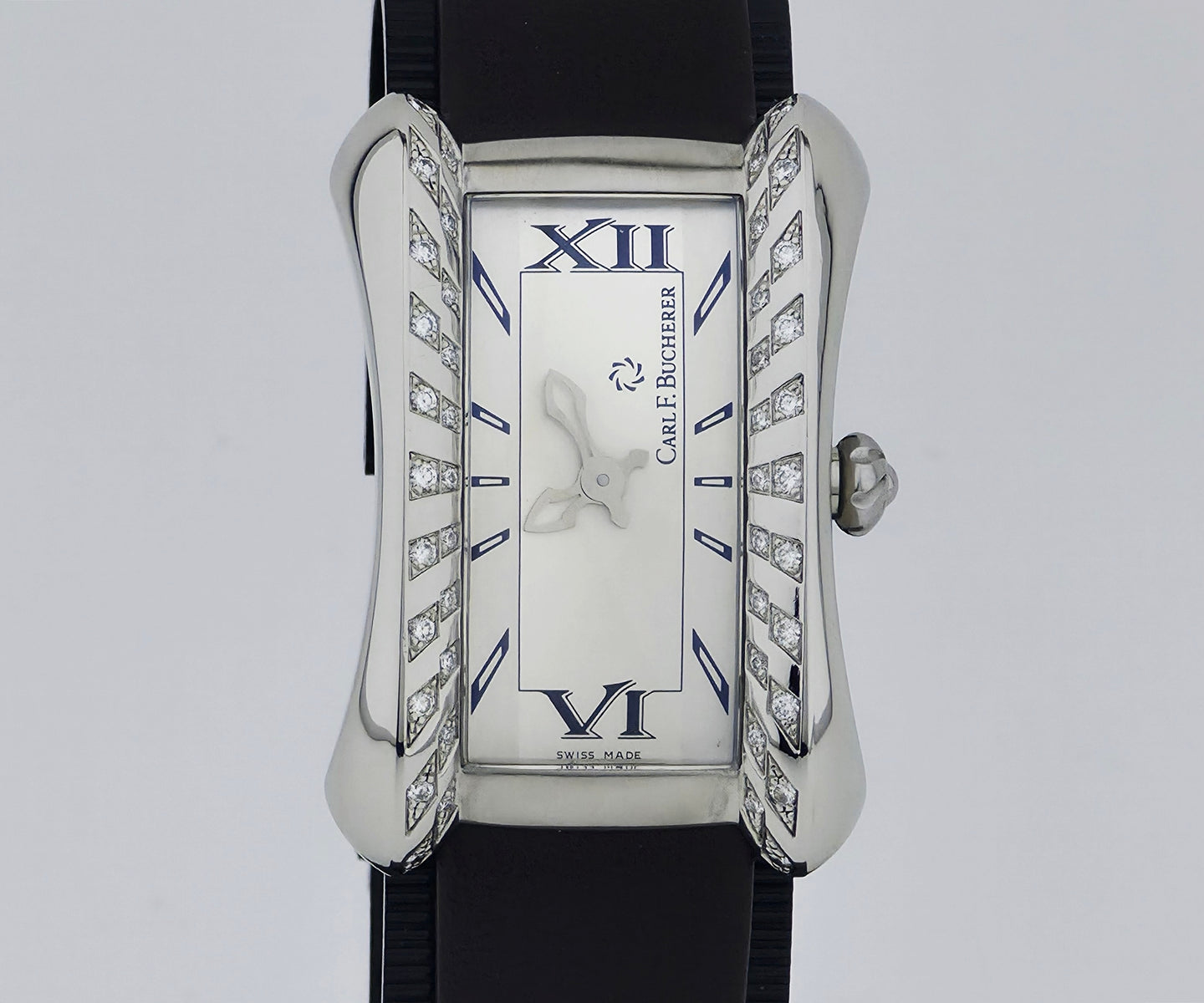 Ladies Carl F. Bucherer Alacria Quartz, Diamond Bezel, Steel case Ref: 10705.08
