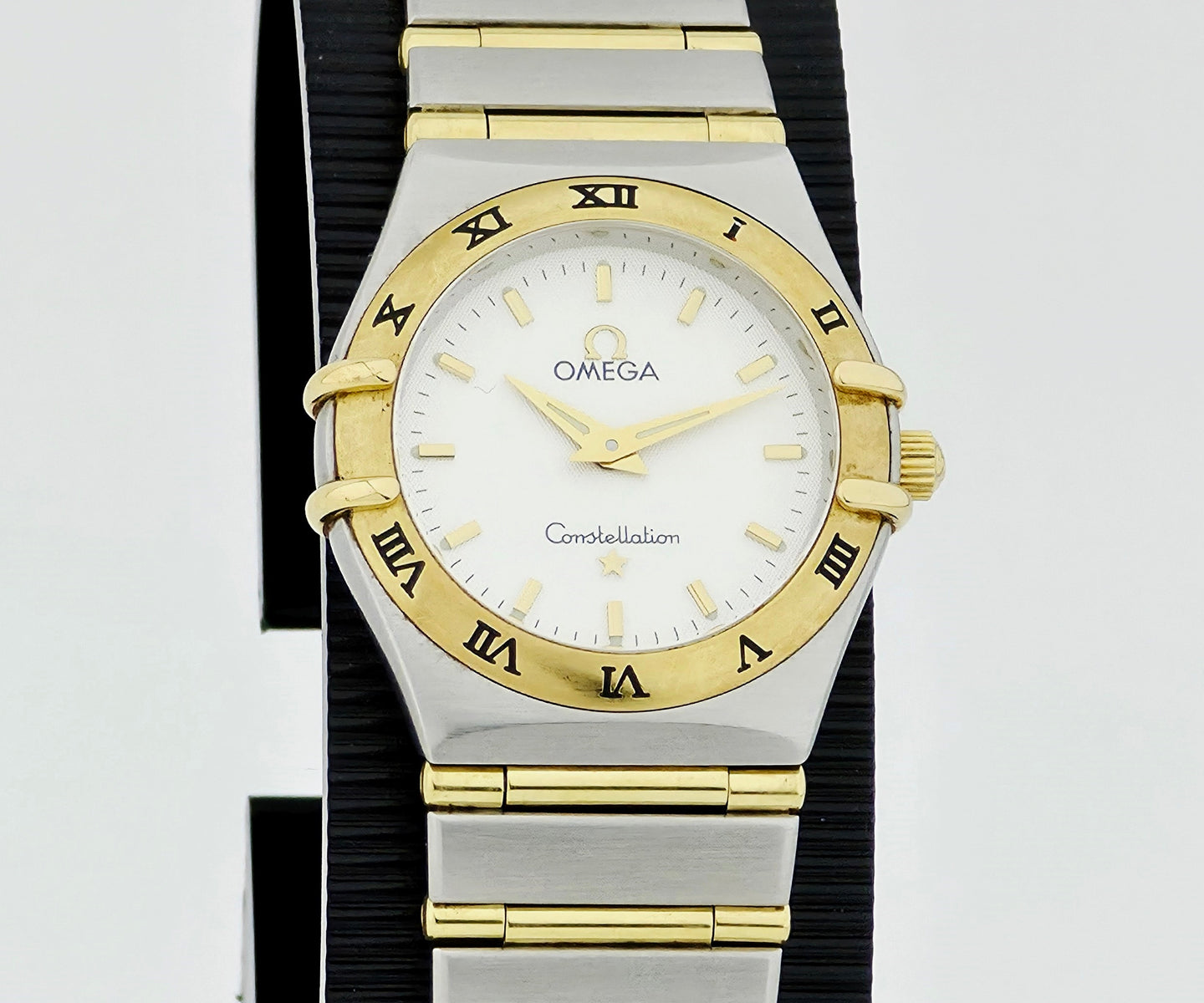 Ladies OMEGA Constellation Quartz 25mm Steel & 18k Gold Ref: 795.1202
