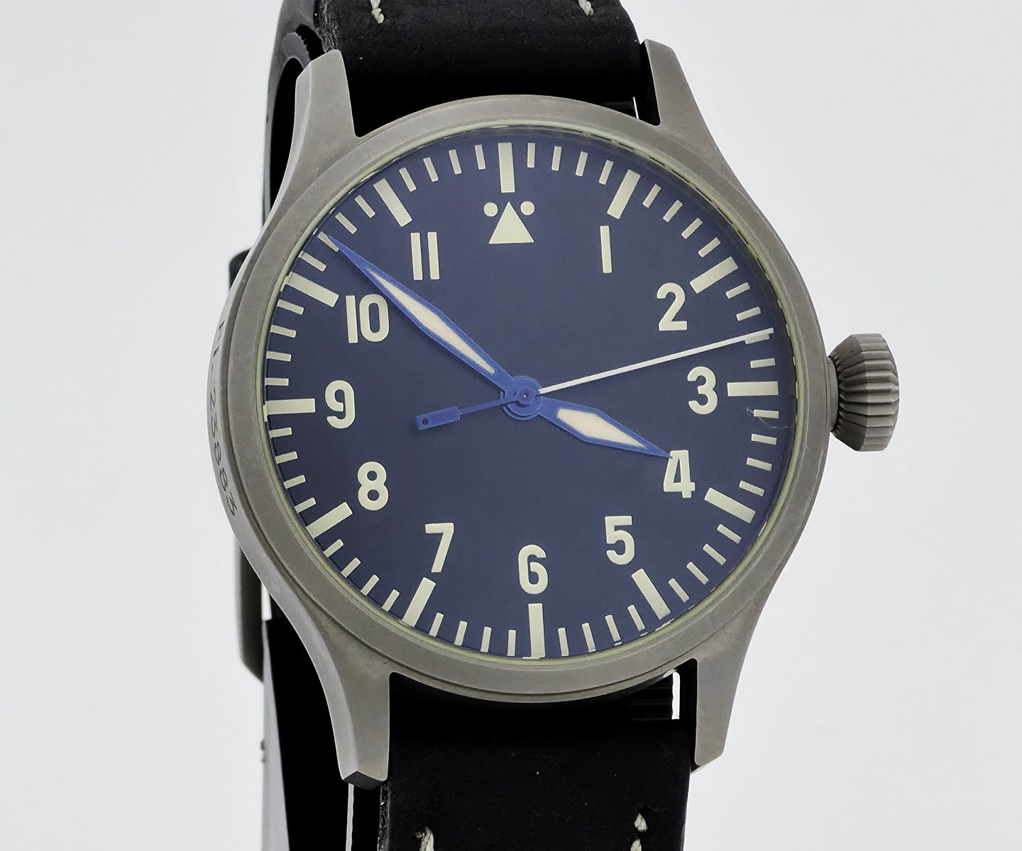 STEINHART Nav.B-Uhr Automatic 44 titanium pilot’s watch FL.23883