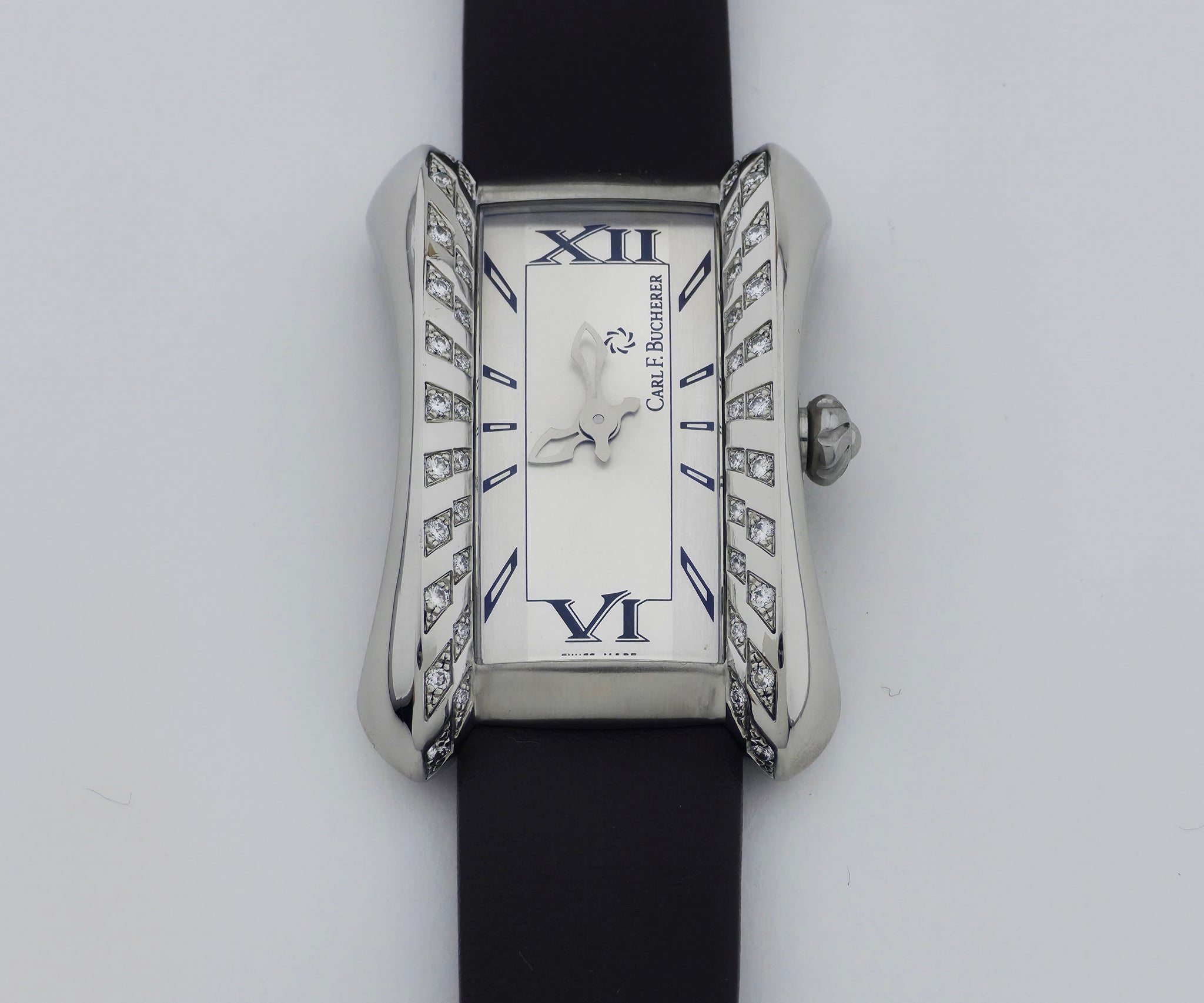 Ladies Carl F. Bucherer Alacria Quartz, Diamond Bezel, Steel case Ref: 10705.08