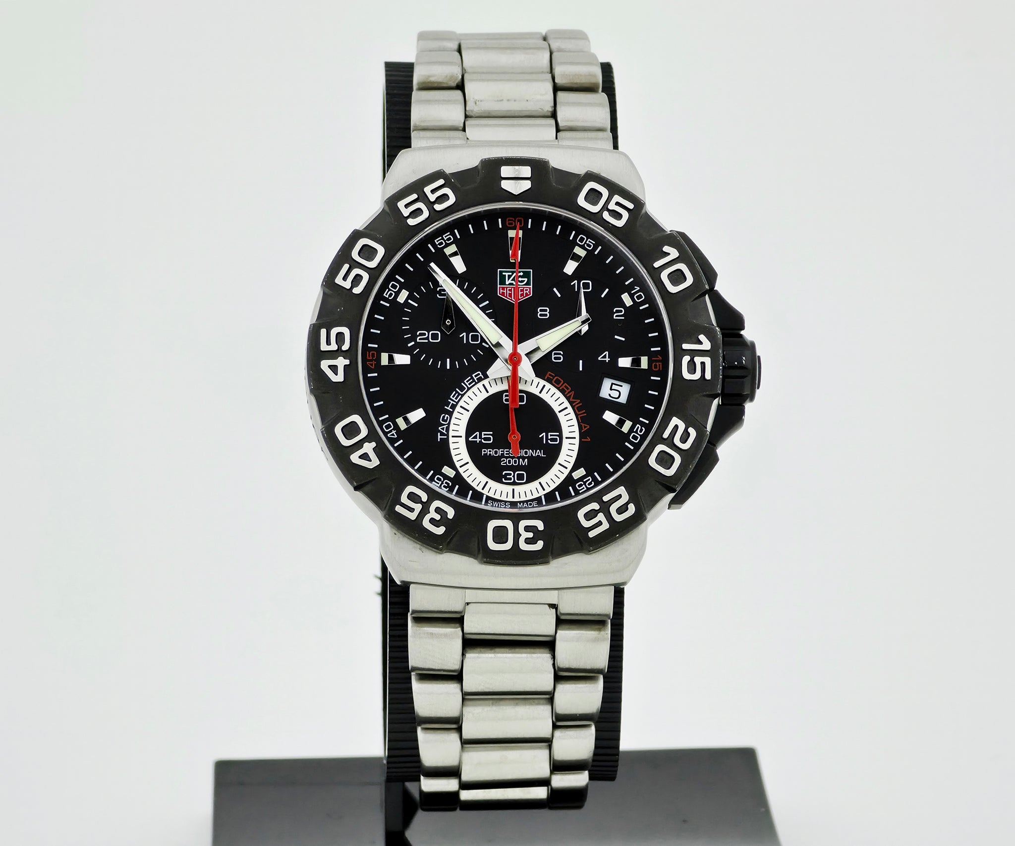 TAG Heuer Formula 1 Chronograph Quartz 41mm Steel Men's watch Ref: CAH1110