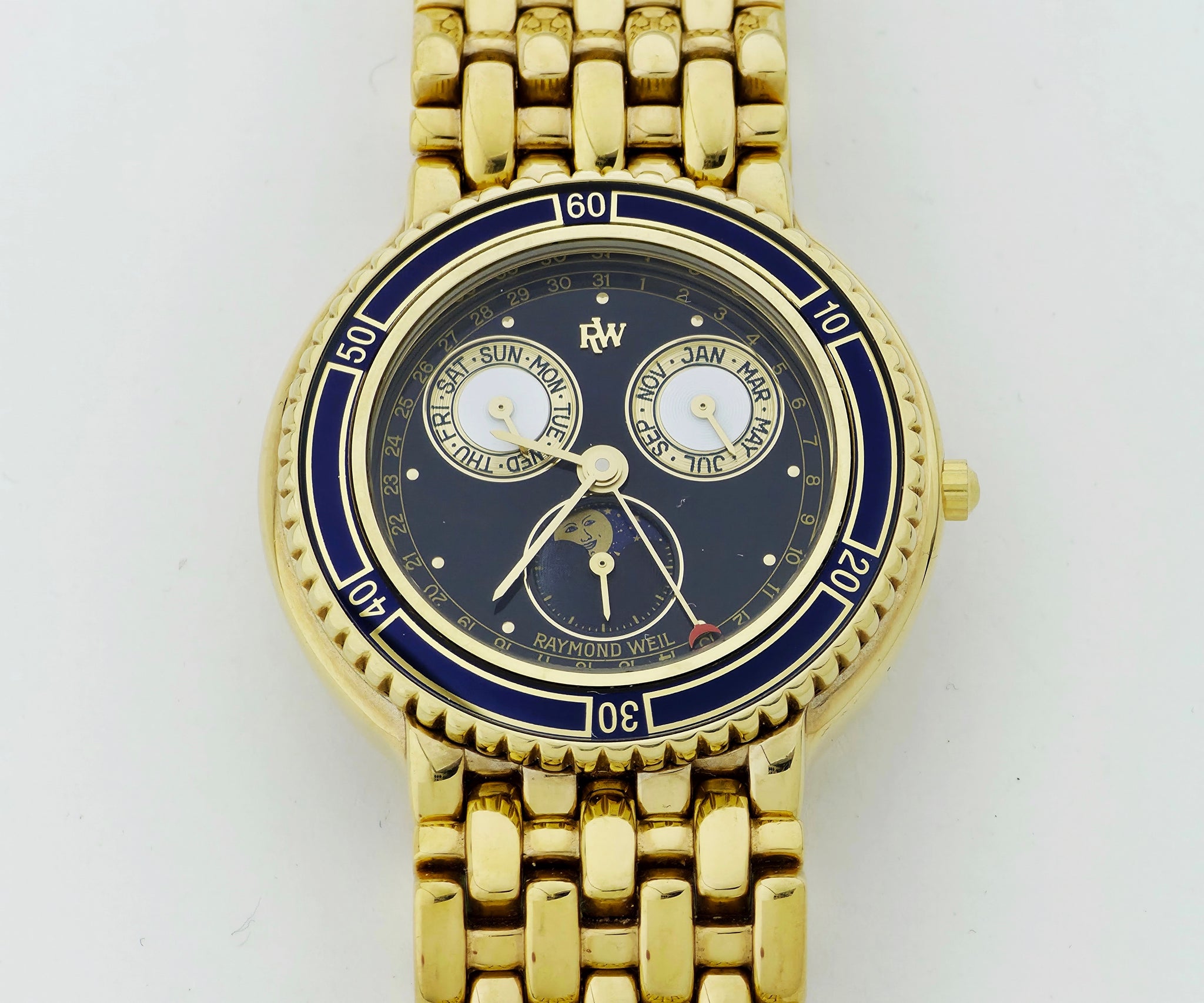 Raymond Weil Day-Date Moon Phase Quartz, 18K Gold Electroplated Unisex watch 33mm