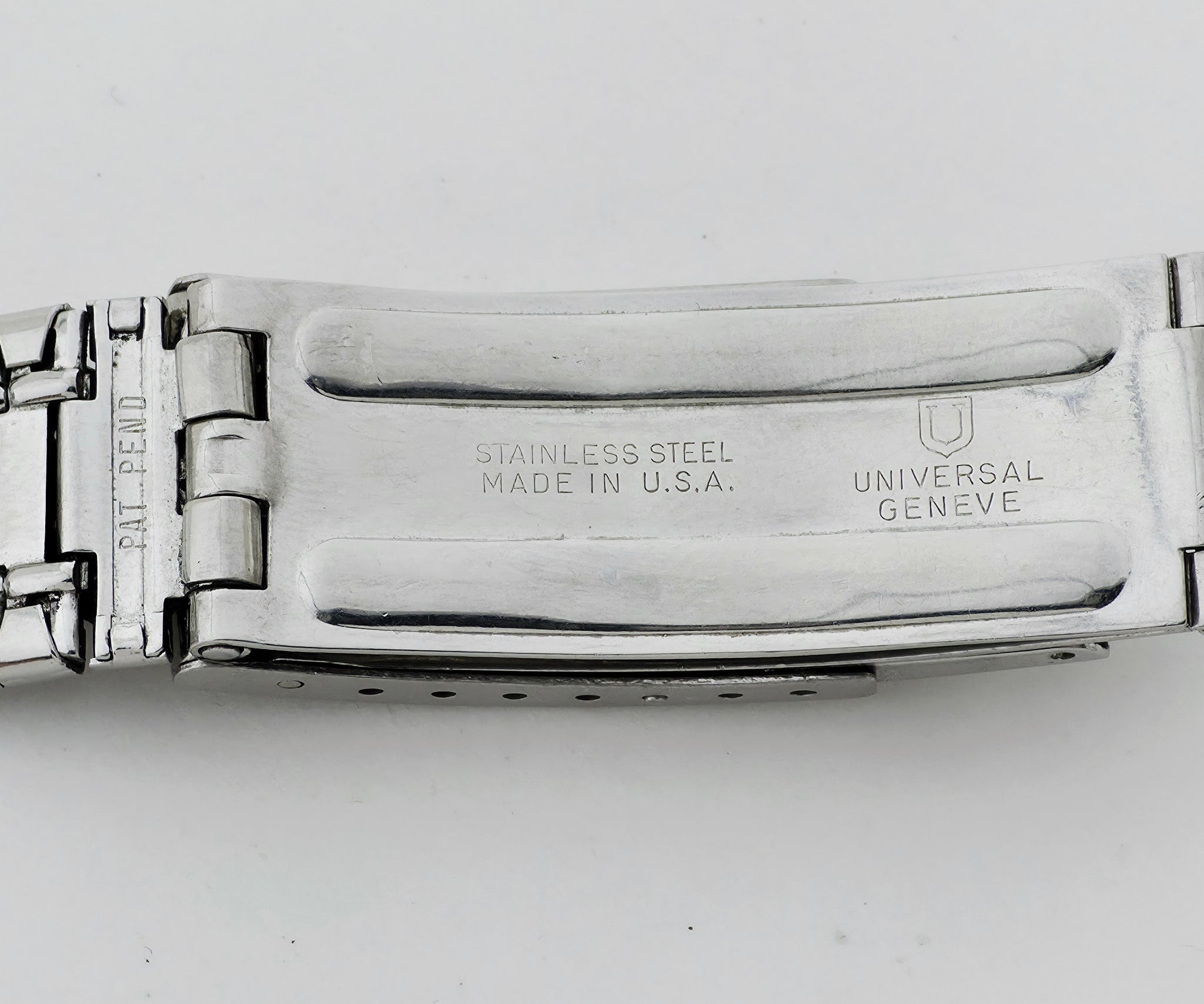 Vintage Universal Geneve Polerouter Date Microtor Automatic Cal. 218-2 Ref: 204610-1