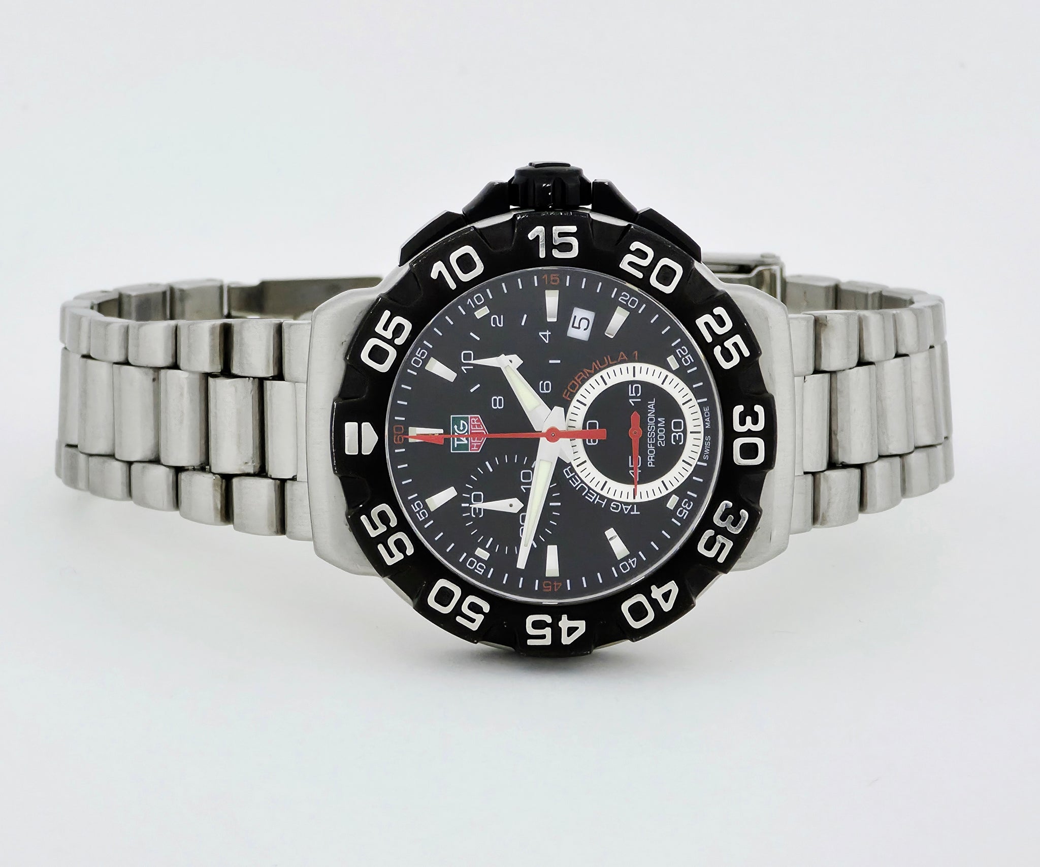 TAG Heuer Formula 1 Chronograph Quartz 41mm Steel Men's watch Ref: CAH1110