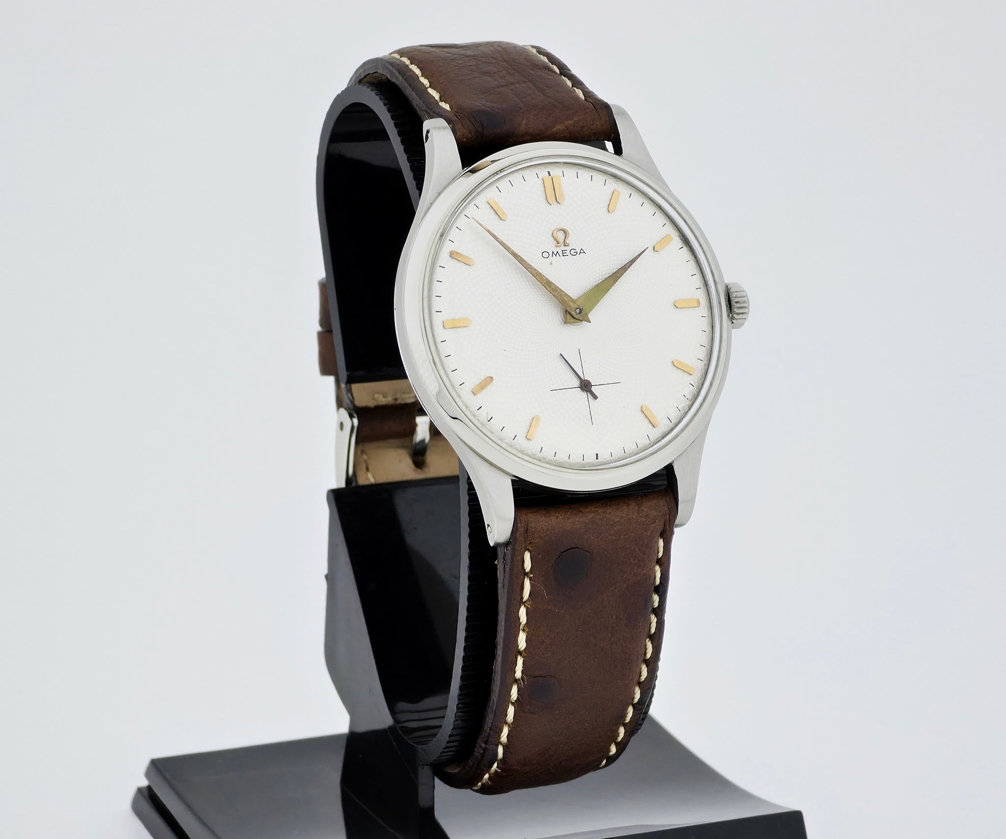 1950s Omega Jumbo Honeycomb dial, Mechanical Cal. 265 Steel case 37mm Ref: 2609