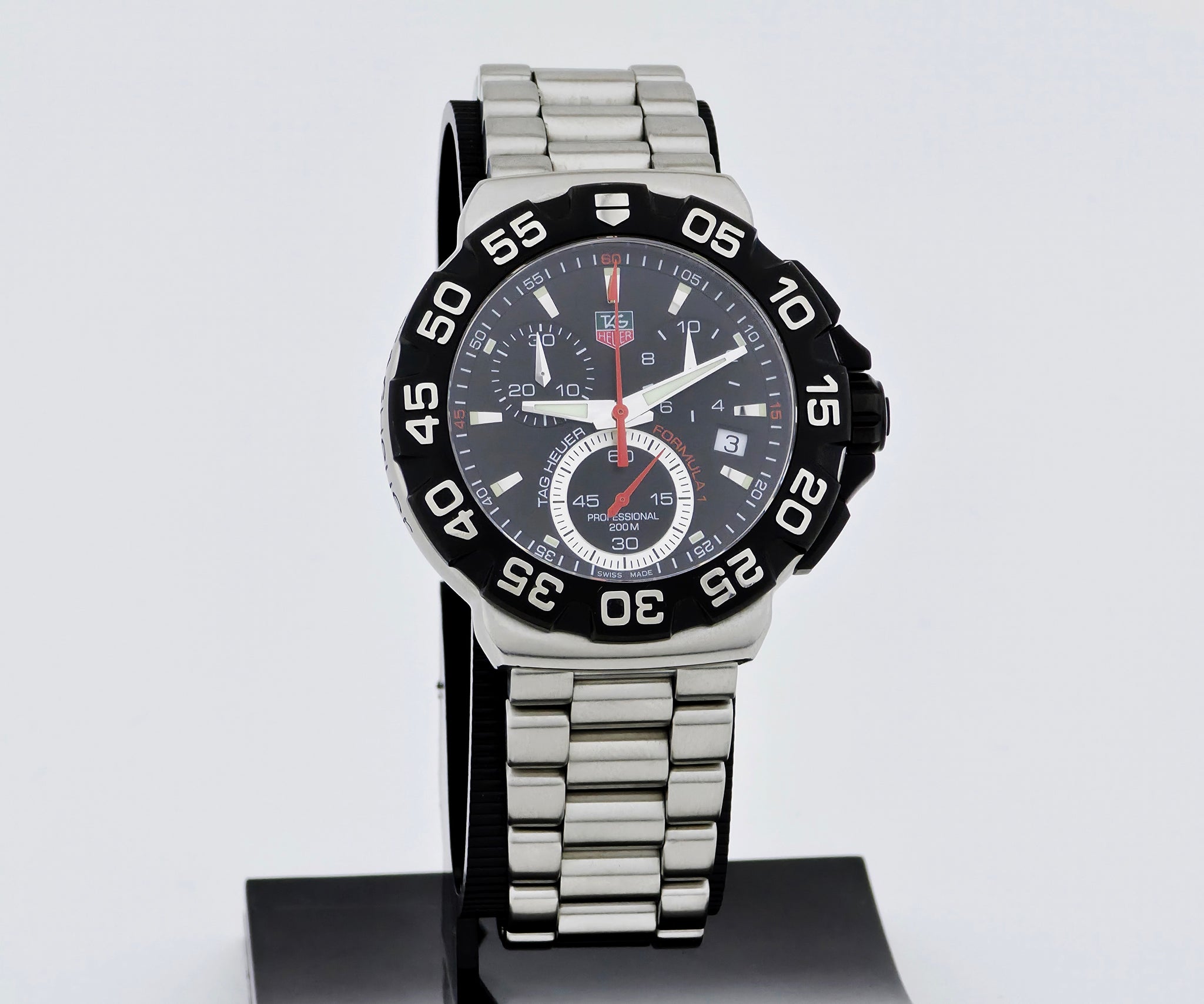 TAG Heuer Formula 1 Chronograph Quartz 41mm Steel Men's watch Ref: CAH1110
