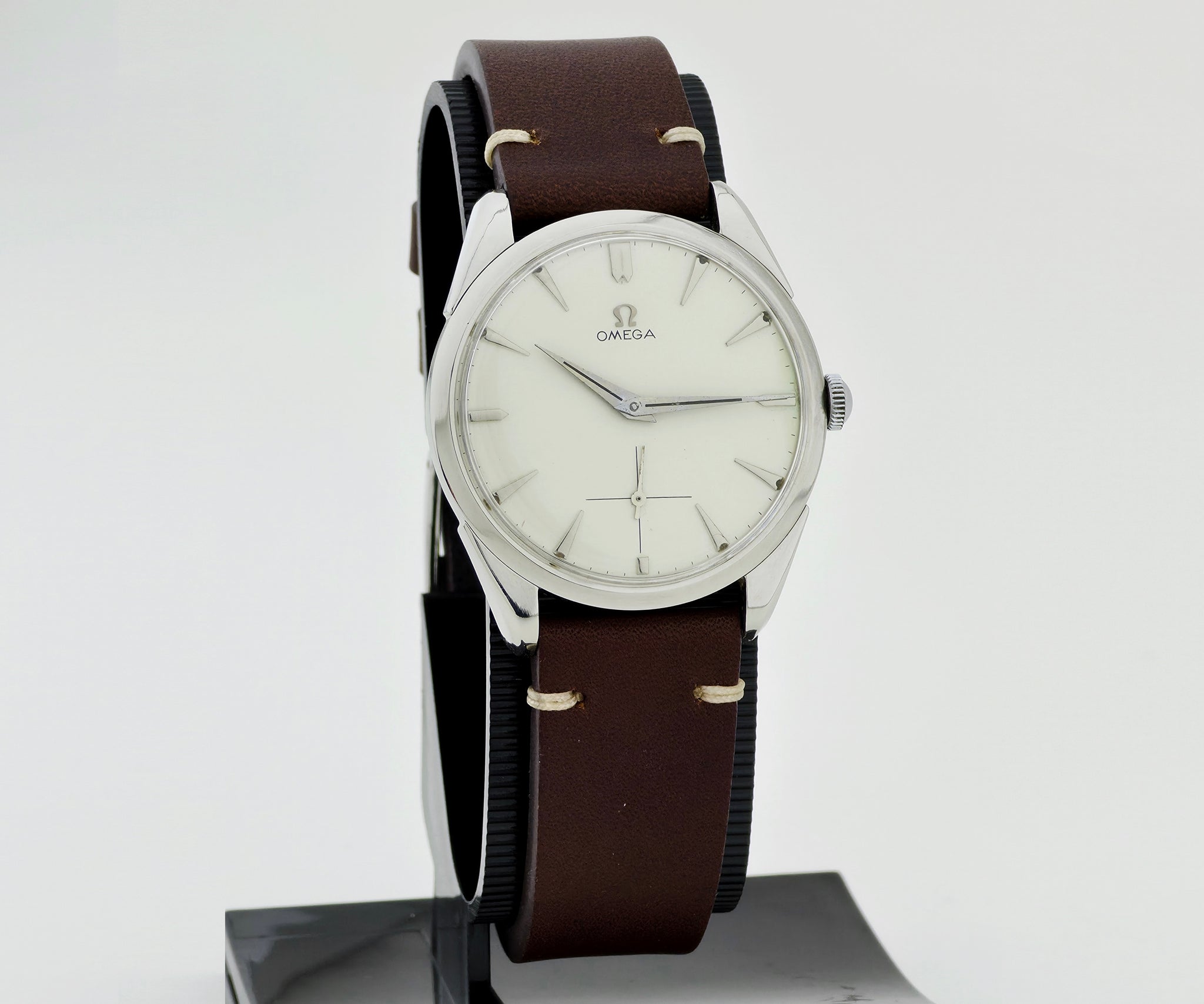 Vintage OMEGA Mechanical Cal.267 Stainless steel 35mm Men's watch Ref: 2900-2