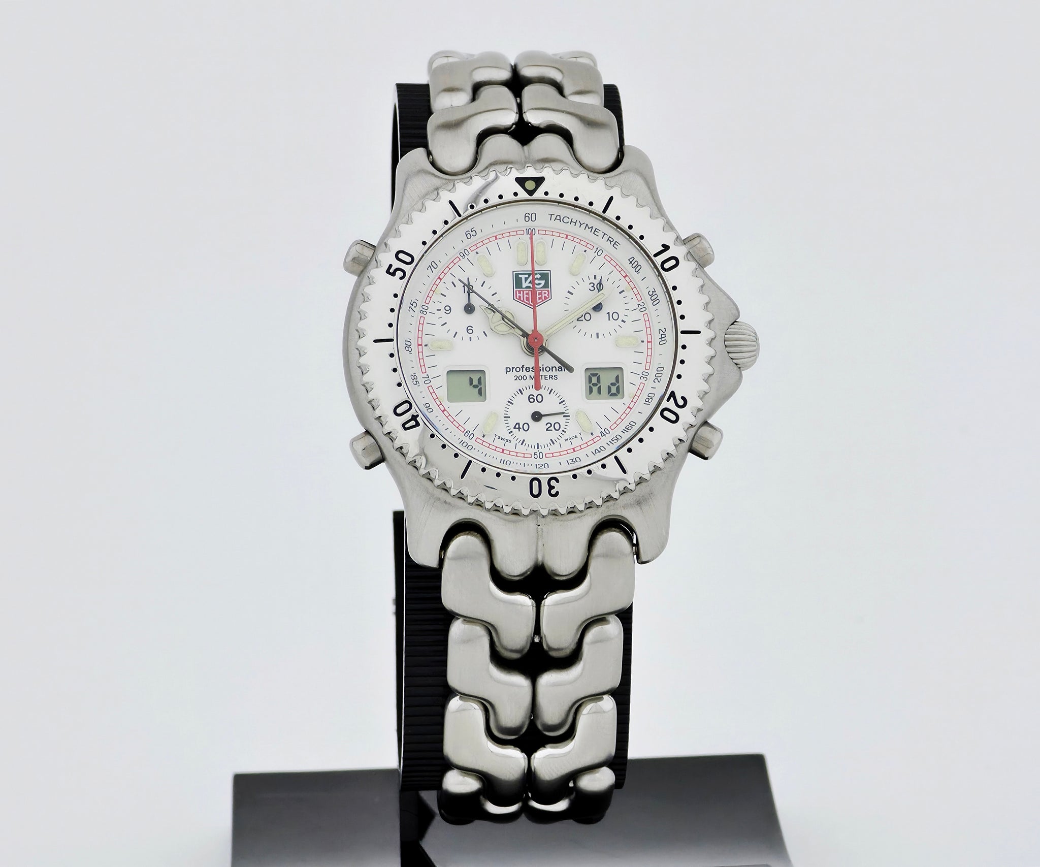 Tag Heuer Professional 200m Chronograph Quartz, Steel Men's watch CG1111-0