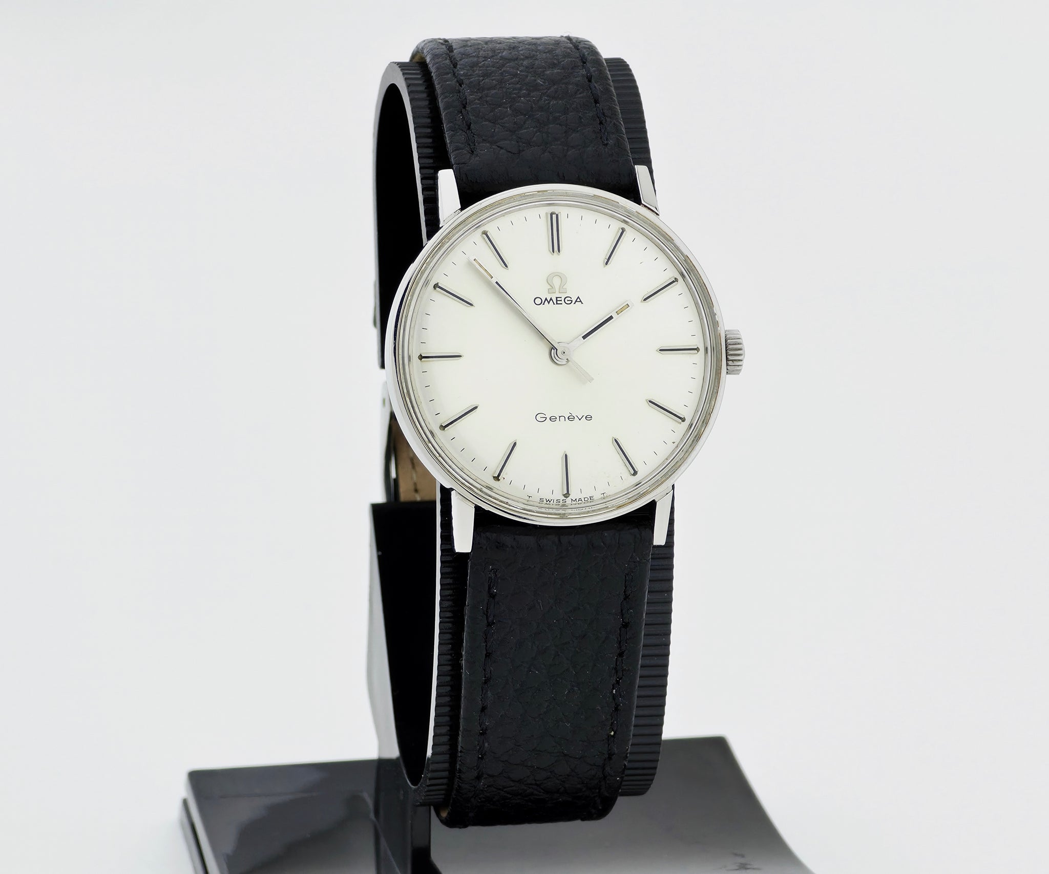 Vintage Omega Geneva TOOL.106 Mechanical Cal. 601 Steel case 34mm Ref: 135.019