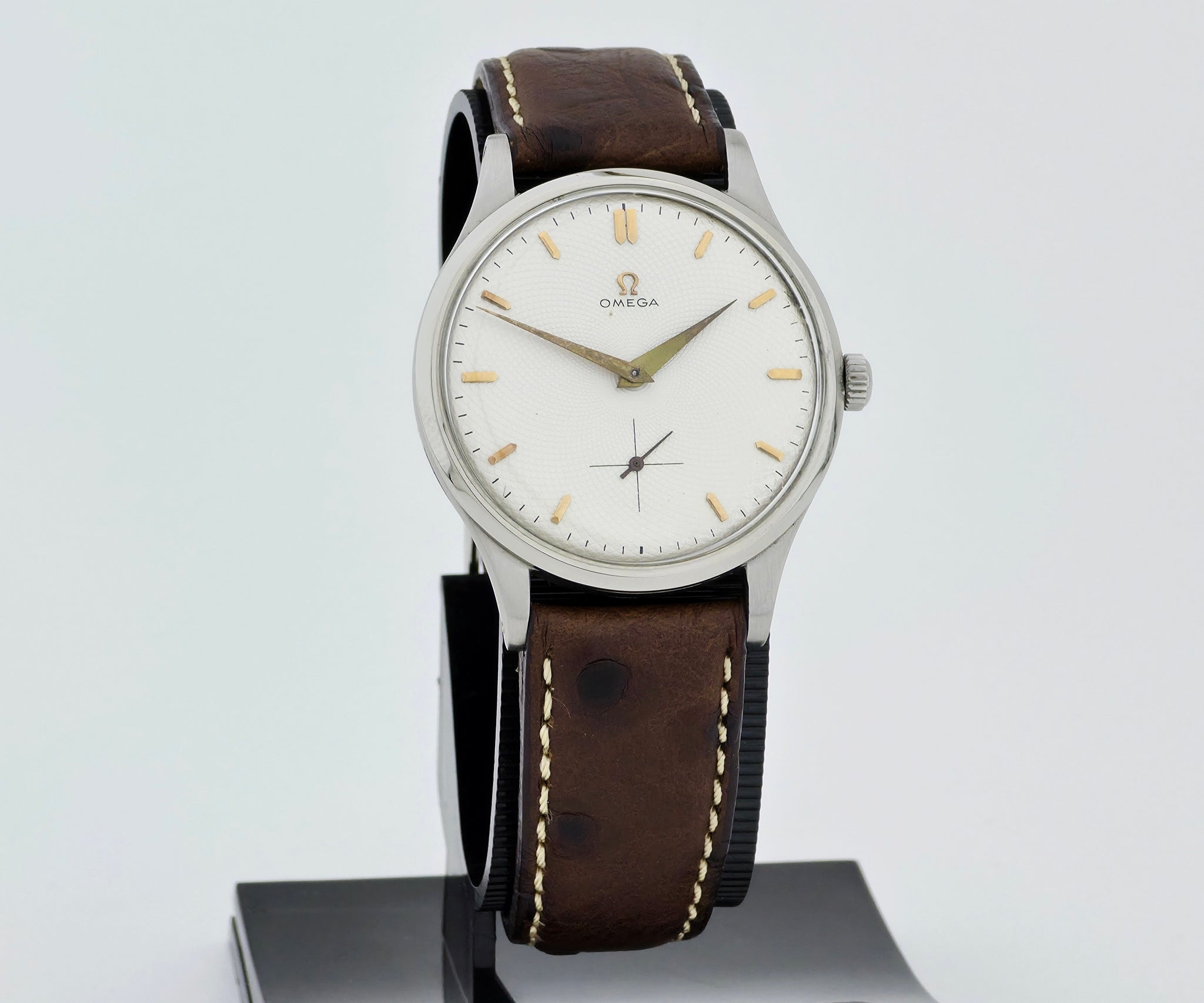 1950s Omega Jumbo Honeycomb dial, Mechanical Cal. 265 Steel case 37mm Ref: 2609