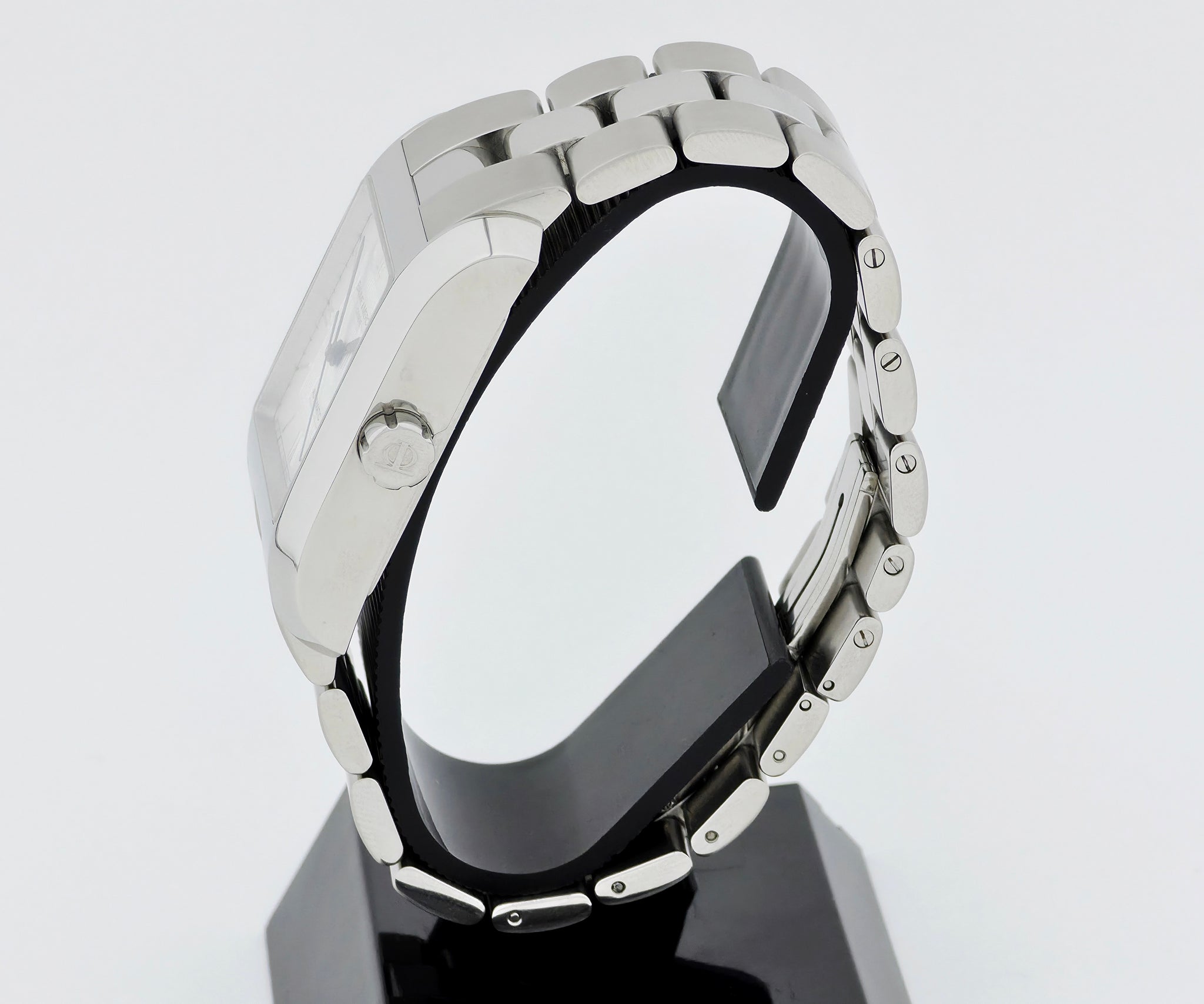 Baume & Mercier Hampton Classic Stainless steel Men's watch Ref: 65597