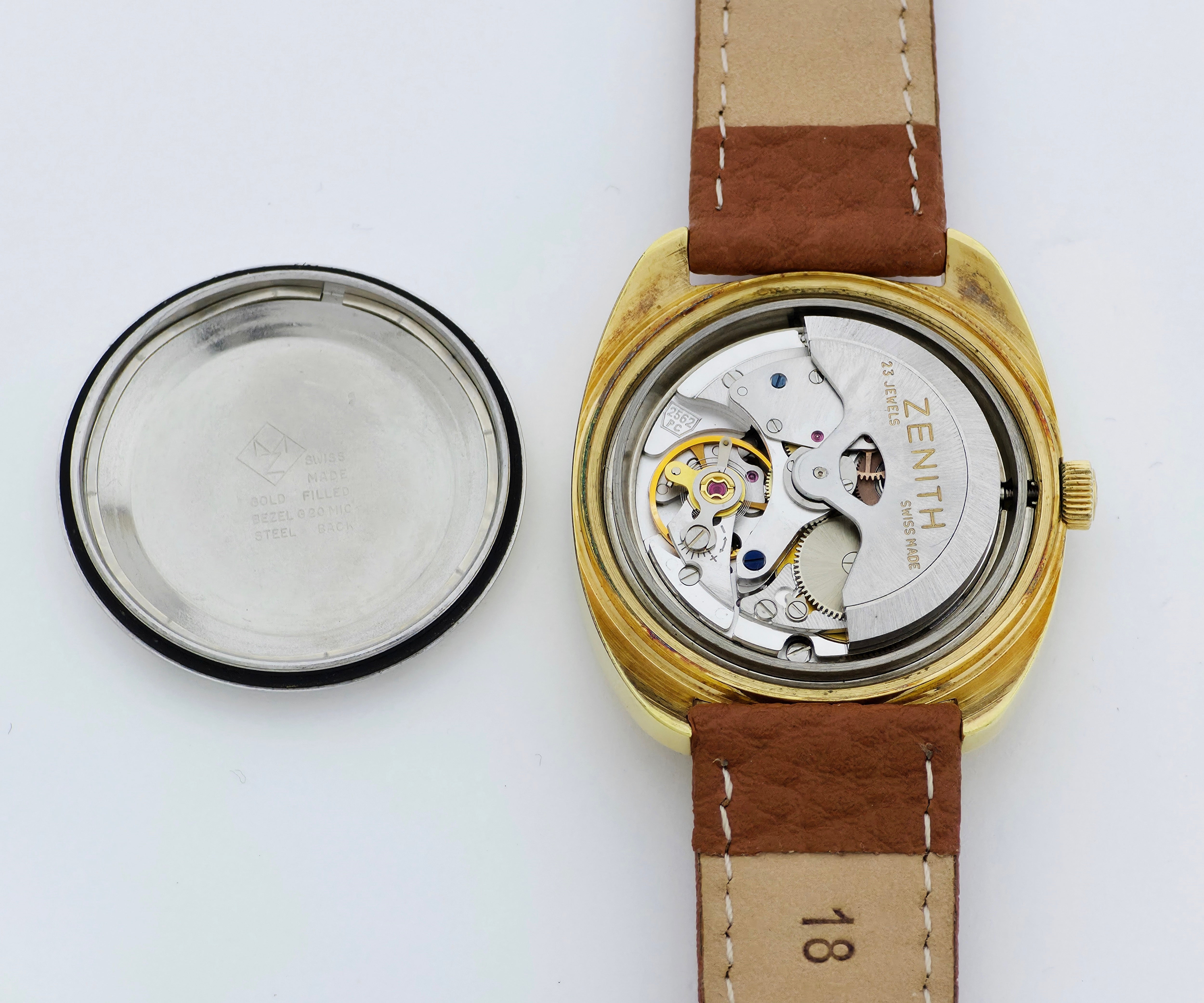 Vintage ZENITH AutoSport 28800 Automatic Cal. 2562 PC Steel & Gold