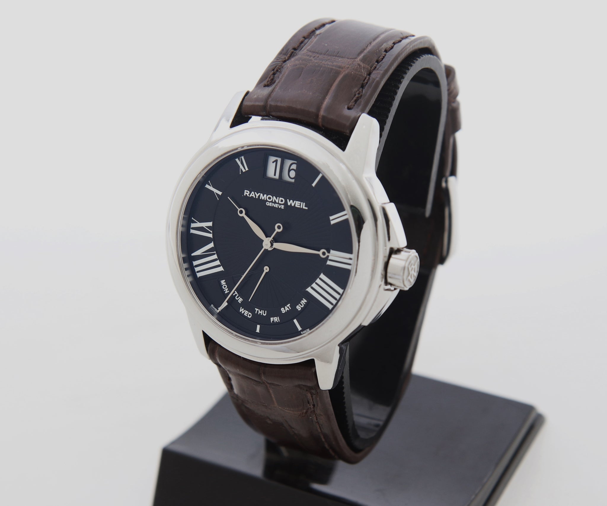 Raymond Weil Tradition Retrograde & Big date Quartz, 42mm Steel Men's watch 9576